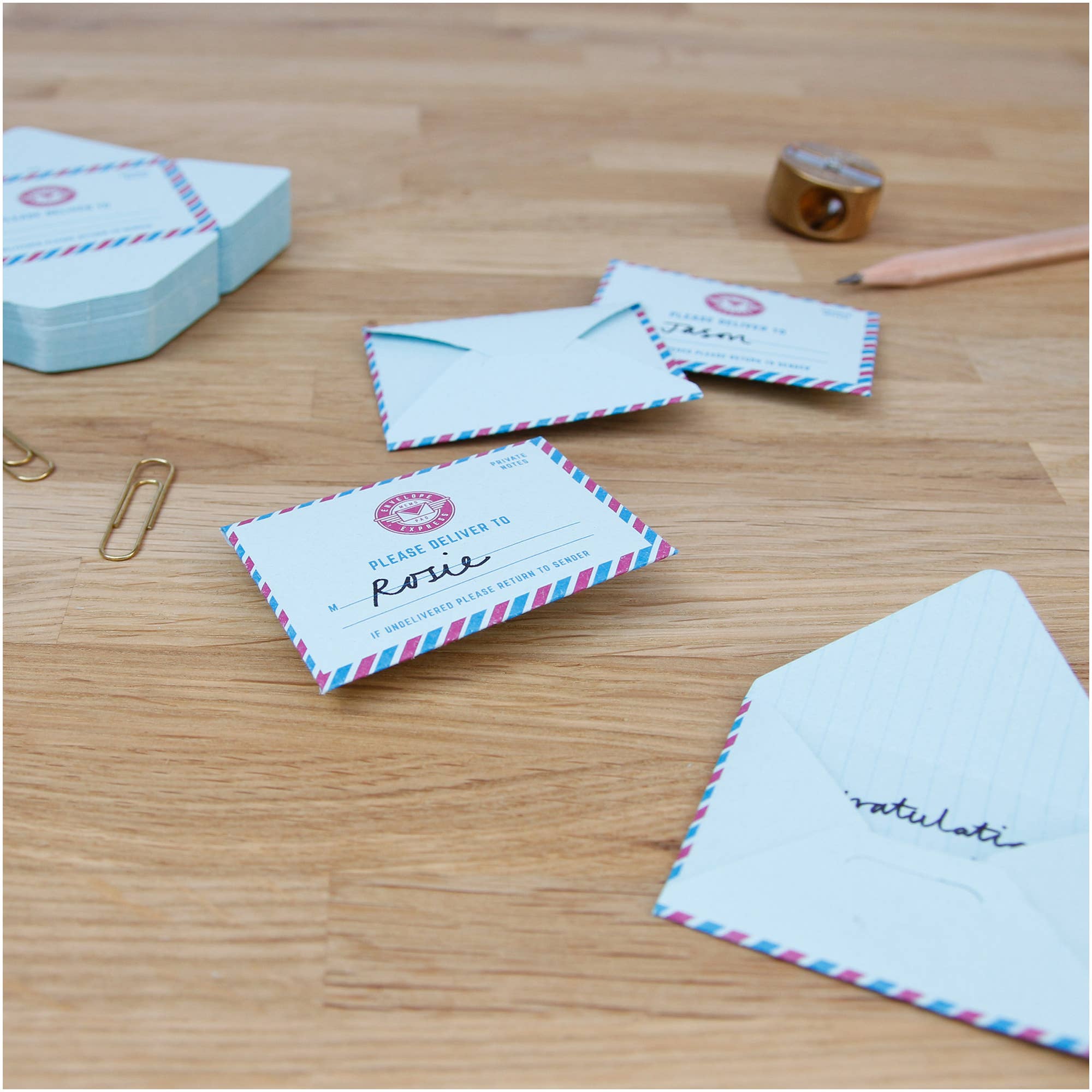 SUCK UK Ltd - USA - Wholesale Stationery/Notecard Set - Mini Mail Foldable Notes4