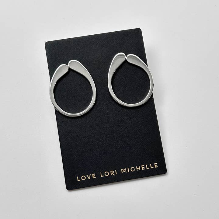 Love Lori Michelle Jewelry - Vente Créoles - Les boucles d'oreilles créoles Drip Fluid2