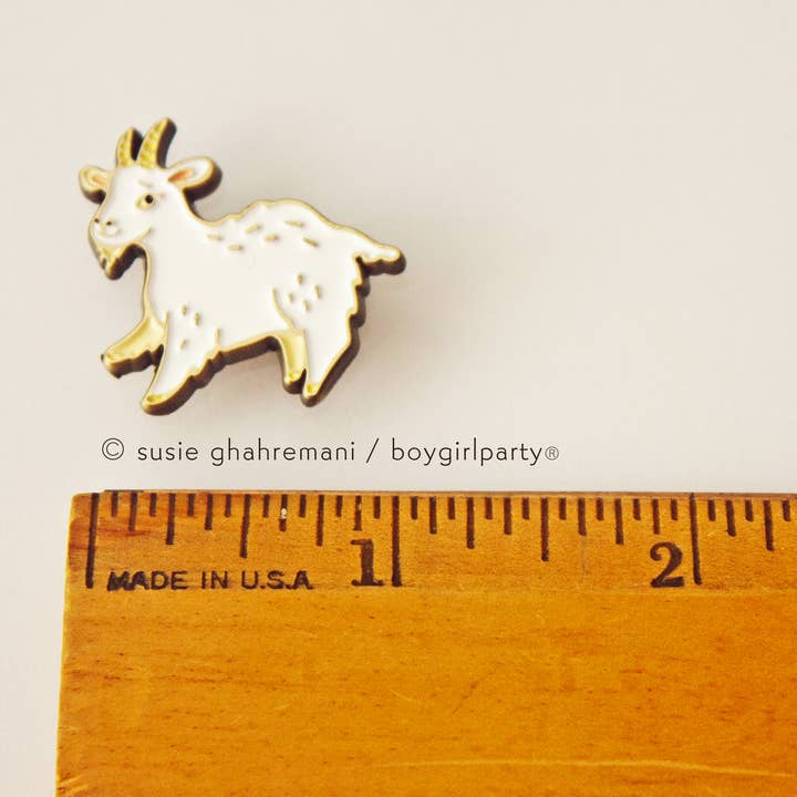 Boygirlparty - Wholesale Lapel Pin/Button - Cute Goat Pin — Goats Art Gifts — Mountain Goat Enamel Pin