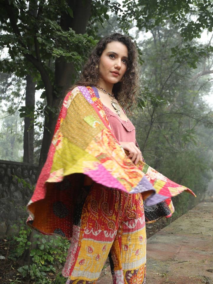 PATCH GRN GLD Bohemian Patchwork Kantha Kimono for wholesale on Faire2