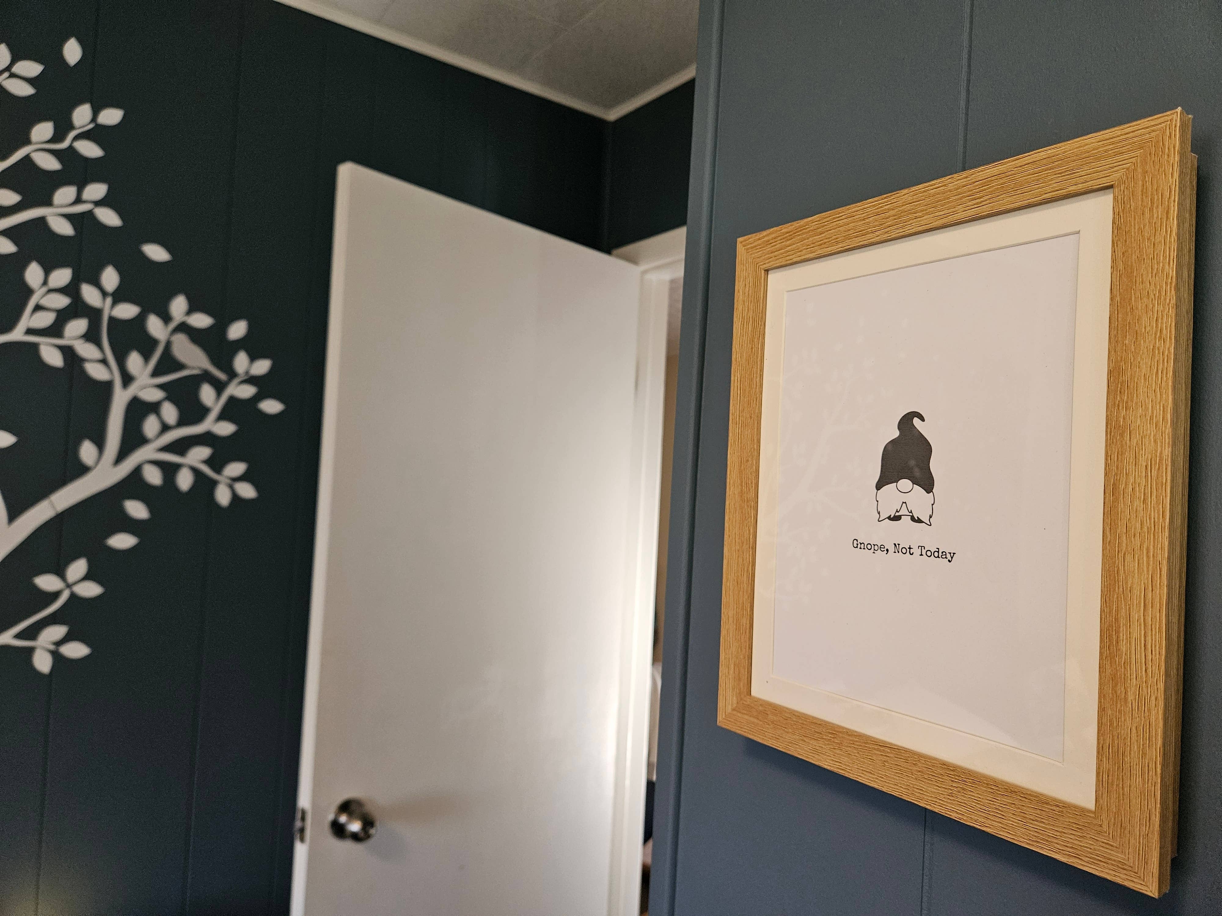 Witty Words - Cards and Wall Art - Wholesale Picture Frame - 4 in 1 Gnome & DIY Display with Storage - Frame Set16