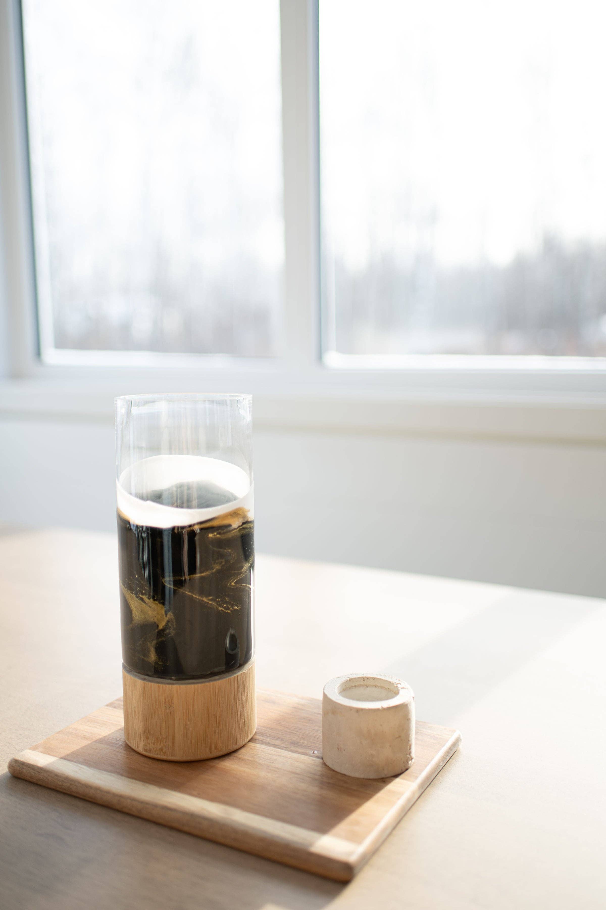 Lynn & Liana Designs - Wholesale Vase - NEW!!! Resin Accented Vase with Bamboo Base (NO TARIFFS)12