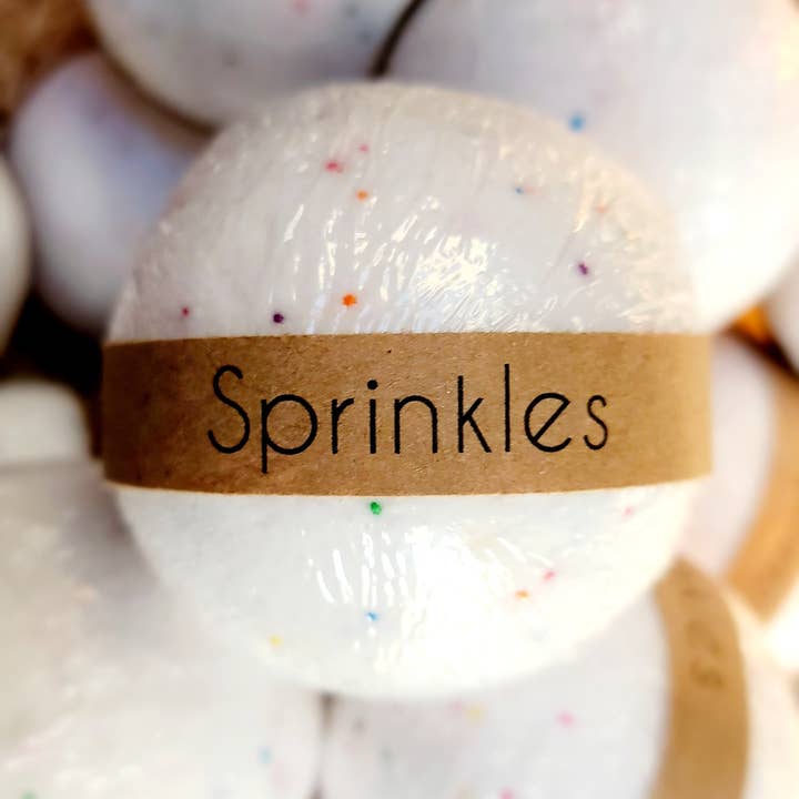 Wonderfully Made .love - Wholesale Bath Bomb/Fizz - Sprinkles Bath Bomb | Confetti Cake1