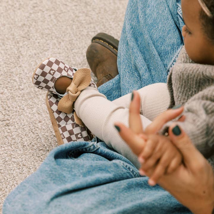 Freshly Picked - Wholesale Crib Shoes - Baby - Disney Mocha Mickey Mouse Knotted Bow Baby Shoe4