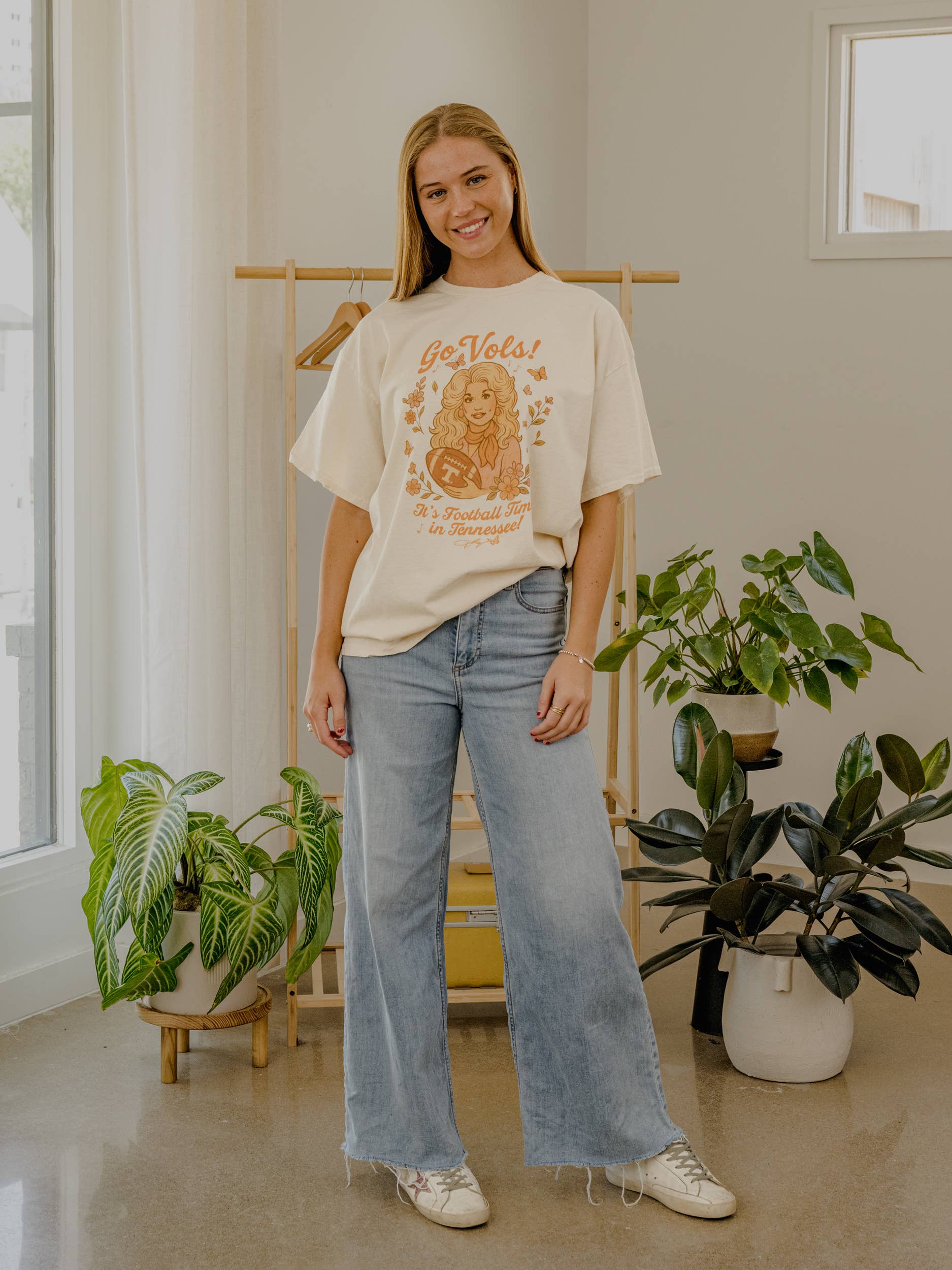 LivyLu - Wholesale Screen Printed T-Shirt - Women's - Dolly Parton It's Football Time in Tennessee Thrifted Tee1