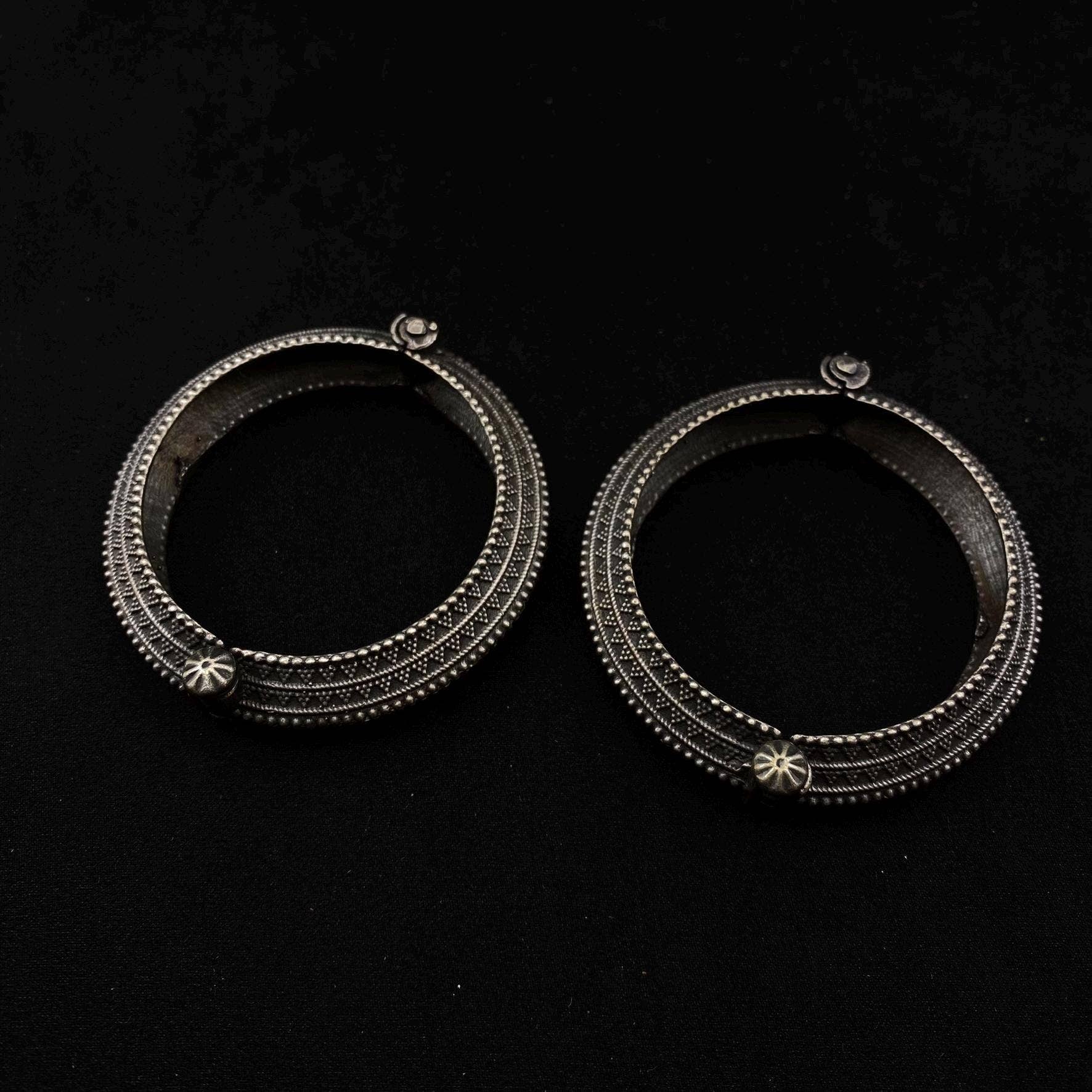 Quirky Fashions – Engroshandel Manchetarmbånd – Antik sølv kada armbånd vintage skrue oxideret smykke2