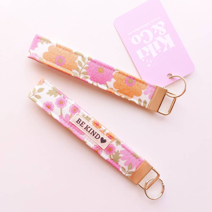 Kiki & Co. - Wholesale Keychain – Women's - Keychain - Vintage Floral1