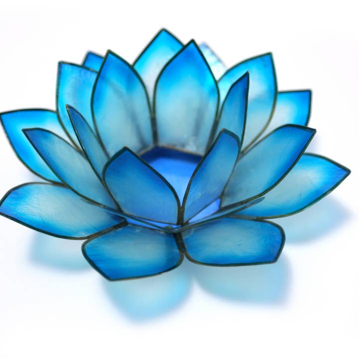 Portacandele Cool Water Paradise Lotus per la vendita all'ingrosso da parte di Om Gallery