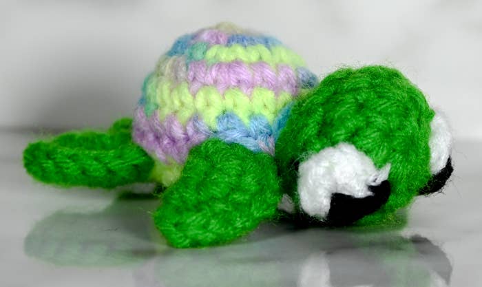 SS handcrafted Art - Wholesale Stuffed/Plush Toy - Kids & Baby - Hand Knitted Sea Turtle w/Big Eyes 3"