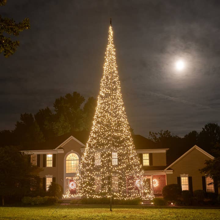 Fairybell Outdoor Christmas Tree 33ft | 4000 LED lights for wholesale by Fairybell