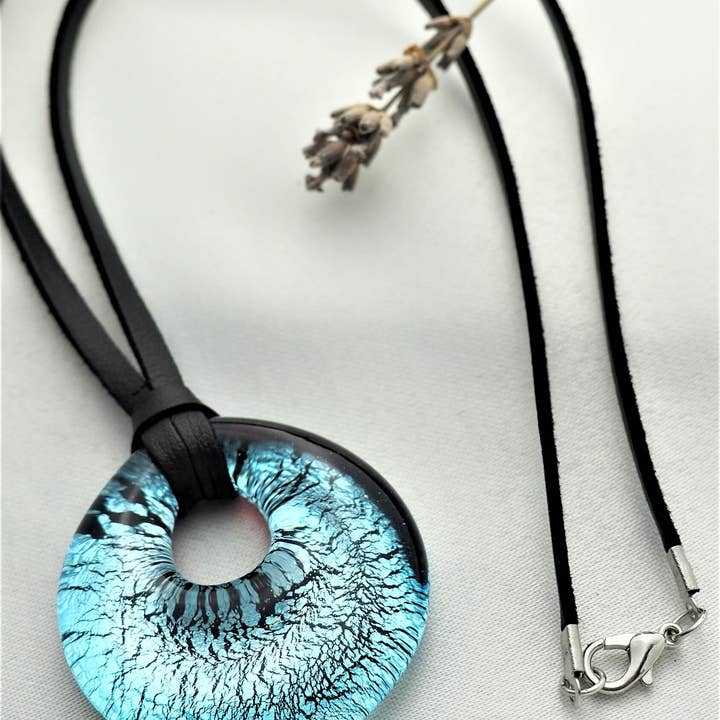 Drusilya Glass Art – Großhandel Kette mit Anhänger/Charm – Zaniah Halskette, handgefertigter Murano-Glas-Schmuck