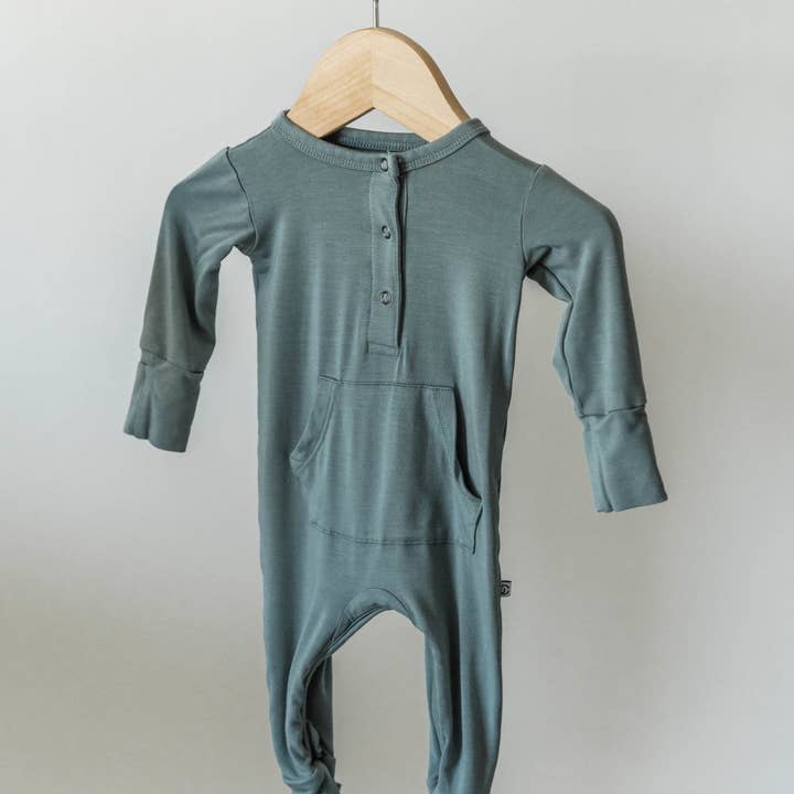 Jettson Cole LLC - Wholesale Jumpsuit - Baby - Long Sleeve Romper - Sea Blue