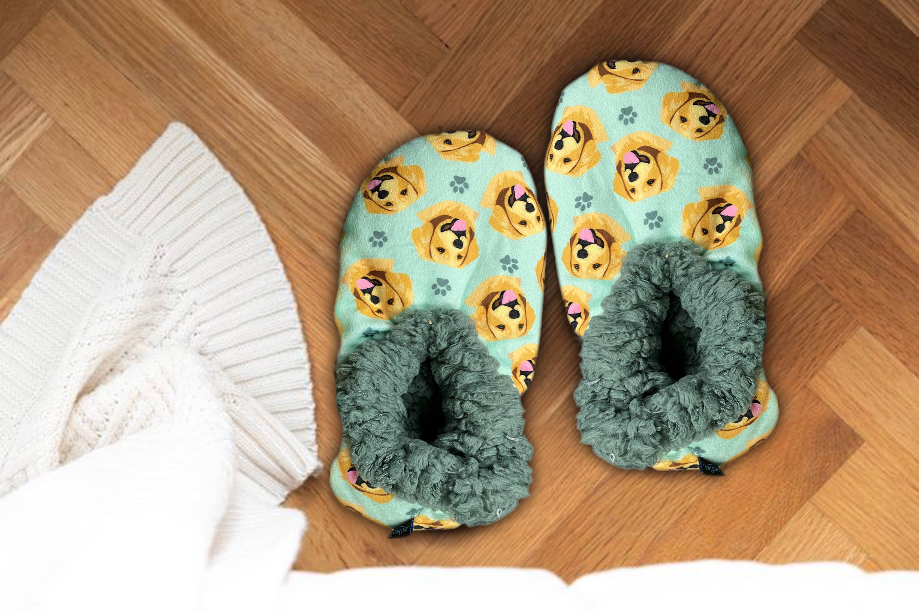 E&S Pets - Wholesale Slippers - Women's - Golden Retriever Slippers3