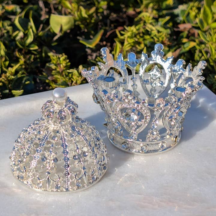 Feestdagenspecial - De Gekroonde Sieradendoos - Zilver/Roségoud voor wholesale door The Crystal Tabby