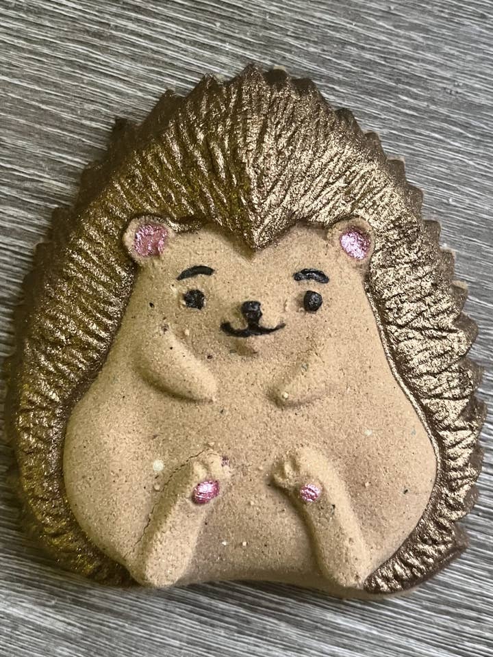 Hamish Hedgehog x4 for wholesale by Simply Bubbles Wholesale