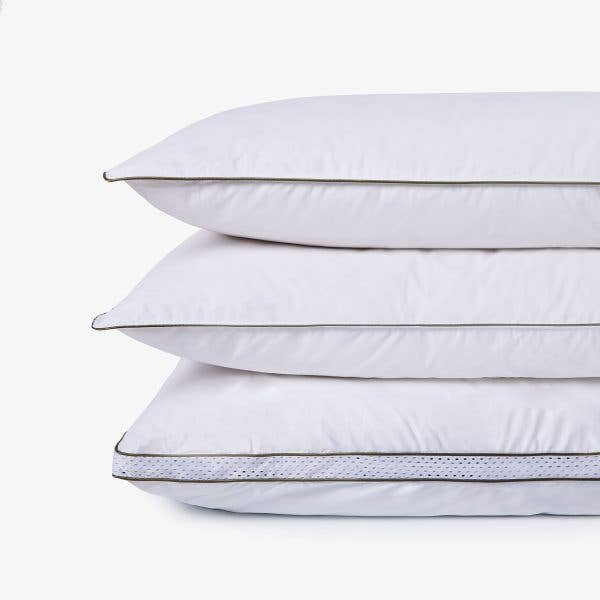 House Babylon - Wholesale Throw/Decorative Pillow - Head Back | Pillow1