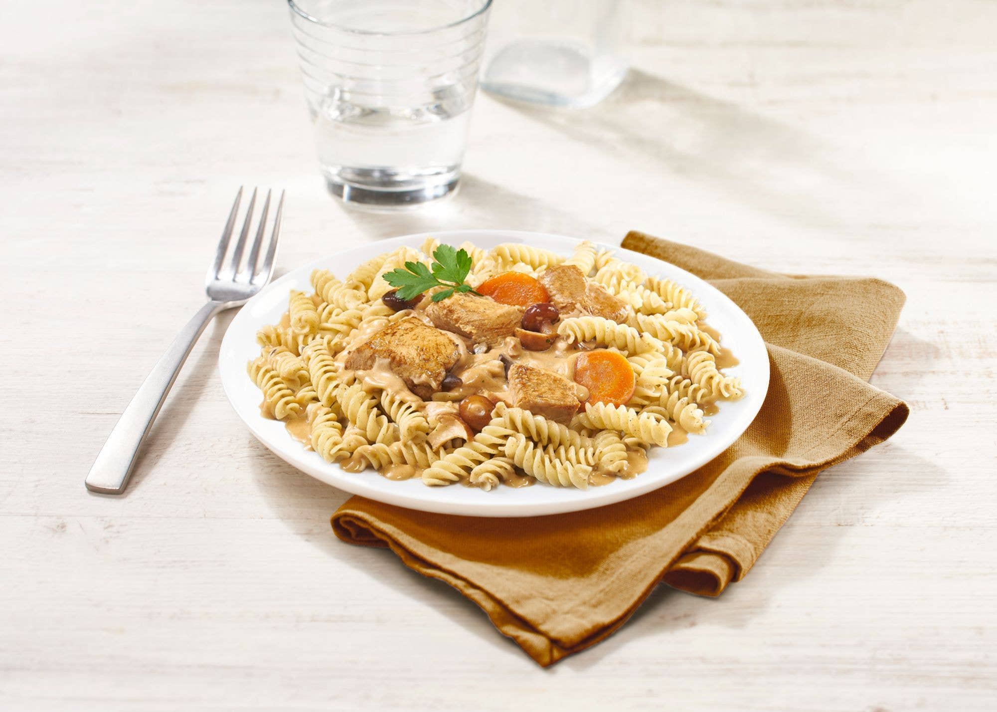Paul & Louise - Wholesale Pasta - Chicken fillets & tortis with mushrooms (300 g)1