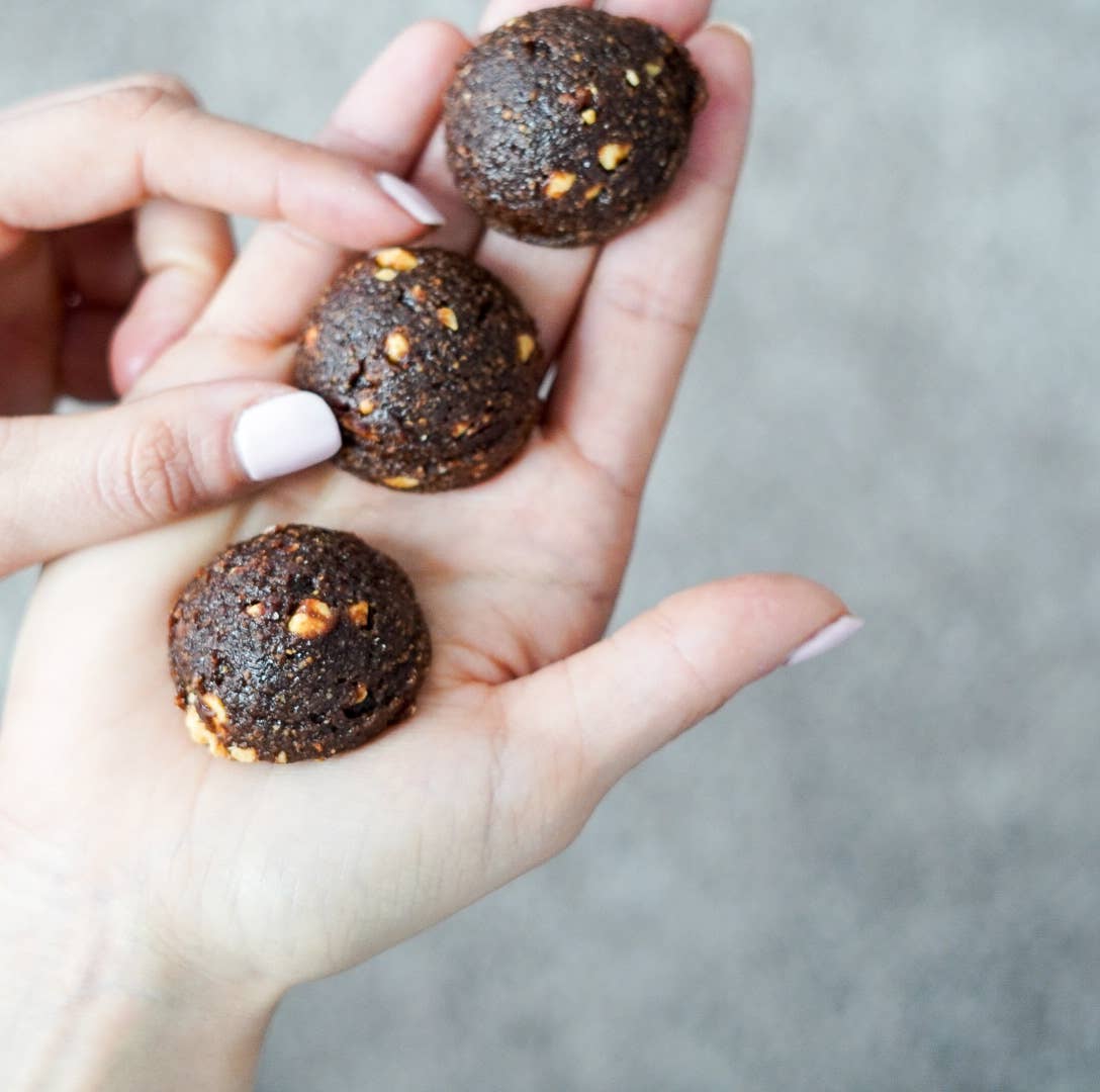 ChipMonk Baking - Wholesale Cookie - Chocolate Peanut Butter Keto Cookie Bites6