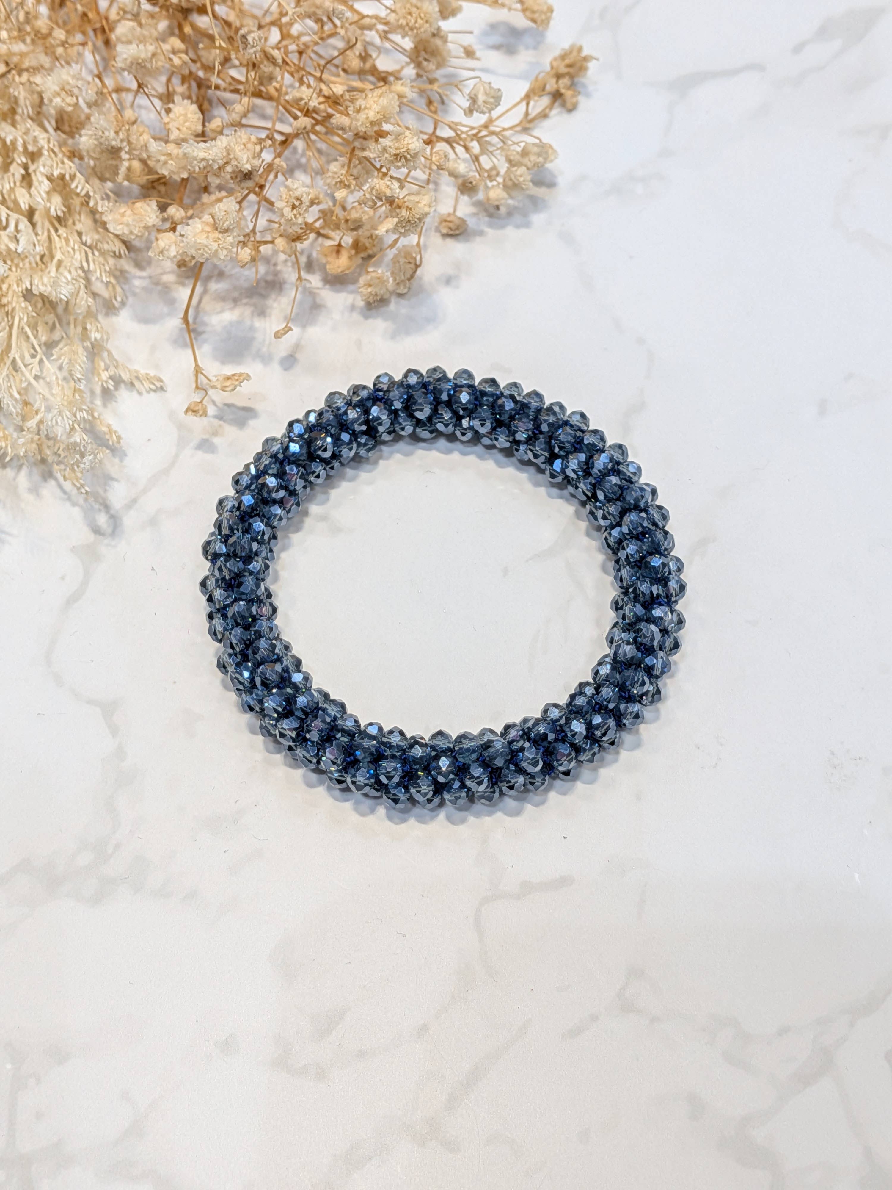 LOLO & YAYA - Wholesale Link & Chain Bracelet - Blue-tone crystal effect bracelet0