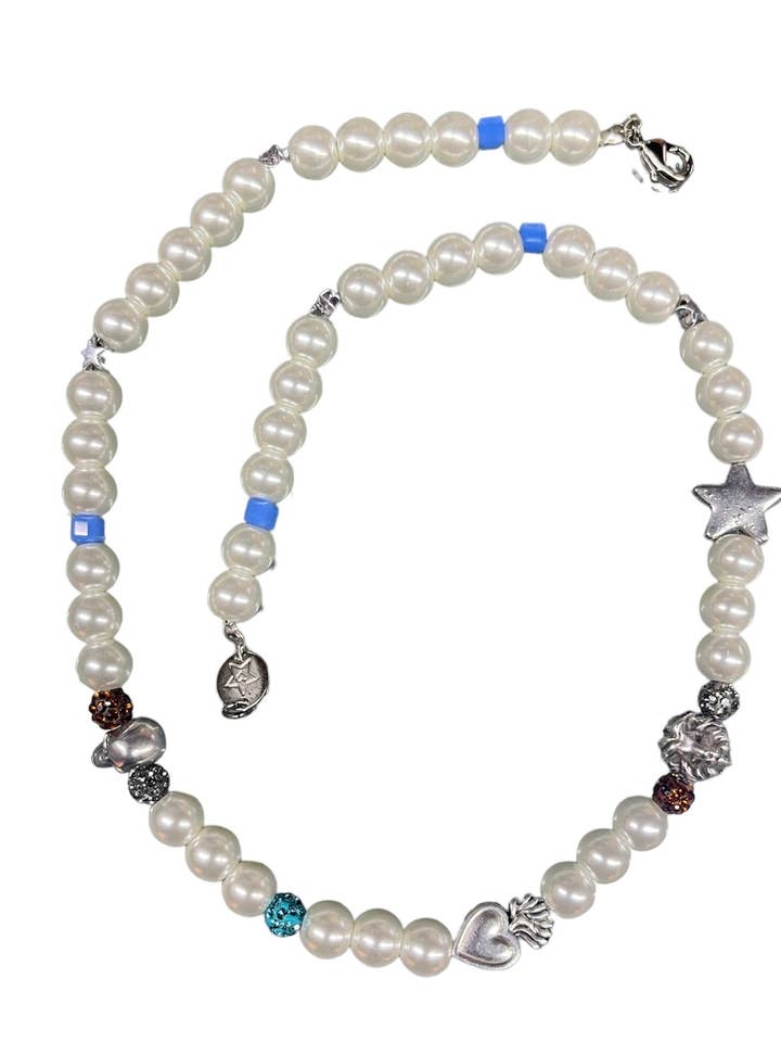 Sacred Heart Pearl Necklace for wholesale by DITTA Alessandra Avallone