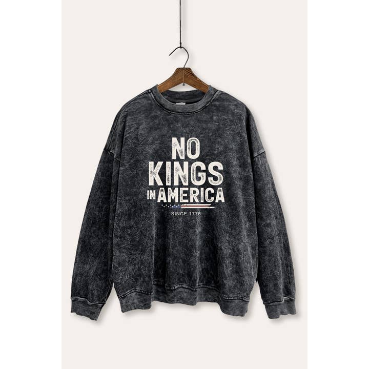 VINTAGE POINT USA - Wholesale Graphic Sweatshirt - Women's - NO KINGS IN AMERICA MINERAL WASH GRAPHIC SWEATSHIRT3