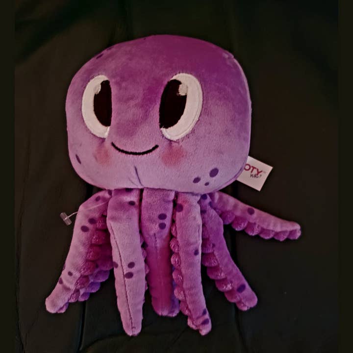 My Tot Box™ - Box #4: "Big Tot", for toddlers, ages 12-24 months for wholesale by EZ-On BaBeez