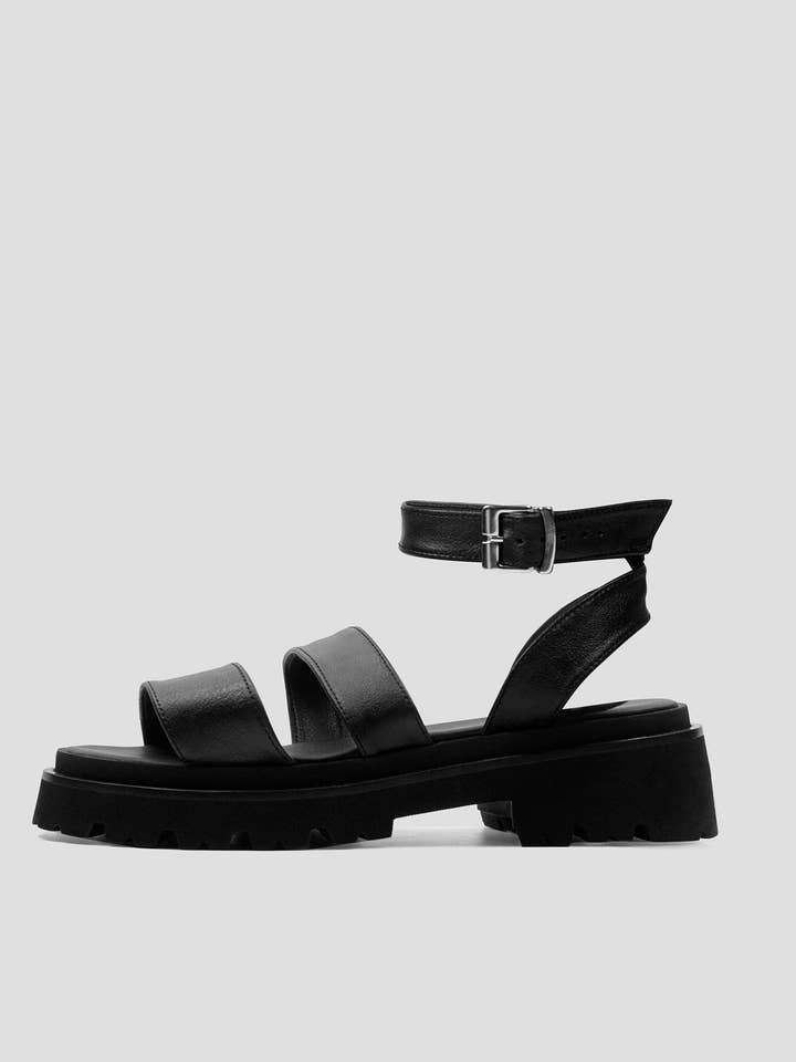 Strappy sandalen gemaakt van cactusleer Dessertoā® voor wholesale door Bohema Clothing