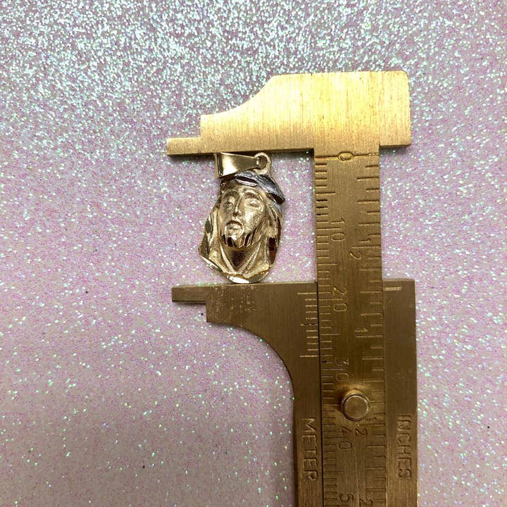 The Bead Bazaar - Wholesale Individual charm/pendant - Jesus Christ Pendant, Gold Filled Jesus Charm, Jesus Pendant, Jesus Jewelry, Religious Medal, Religious Charm, Religious Jewelry, Christian Charms3