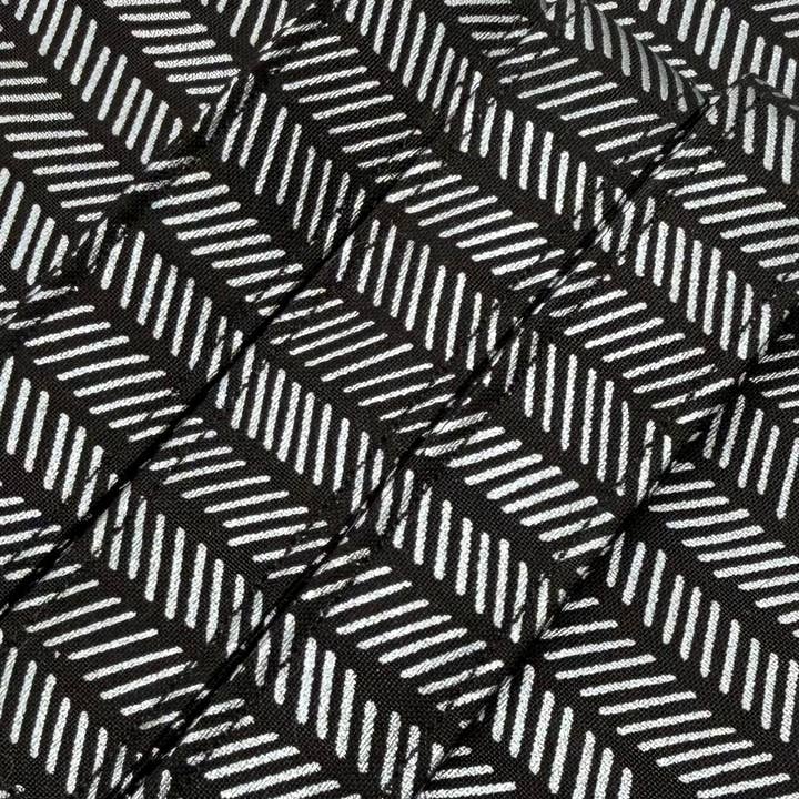 Muñequera/Cordón de Líneas Negras y Plateadas para venta al por mayor de The Lanyard Boutique