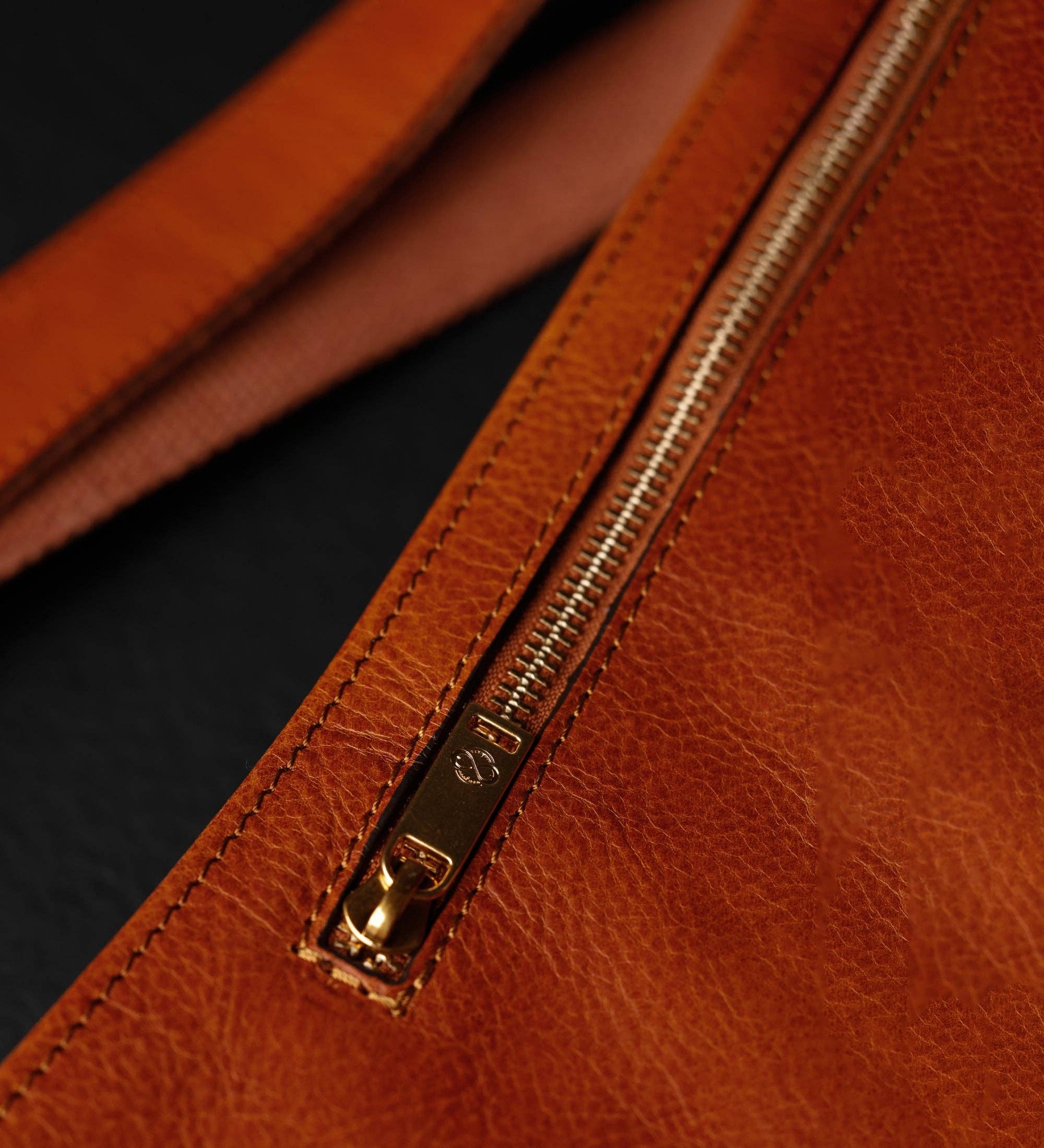 Time Resistance - Venta al por mayor Bolsos bandolera - Unisex - Bolso bandolera de cuero The Monk34