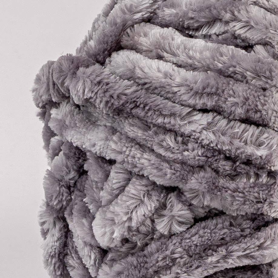 Crafted by Catherine - Wholesale Yarn - Luxe Velvet Yarn | 10.5oz/300g | Super Bulky #6 | Pack of 48