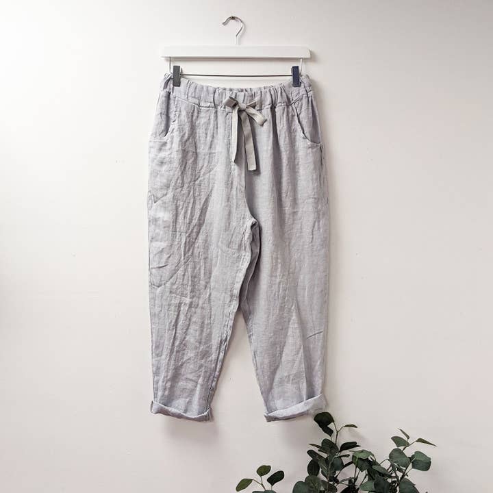 Tempest Designs – wholesale Pants – Women's – Classic linen trousers with front and back pockets4