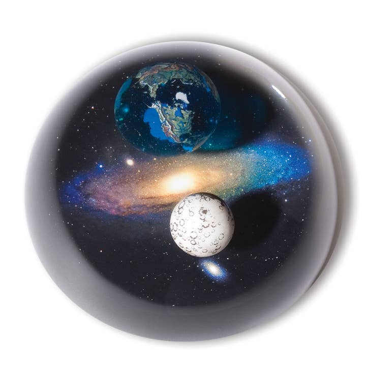 3" Dia. Andromedom med Jorden, Månen & Andromeda-galaksen for engroshandel hos Shasta Visions