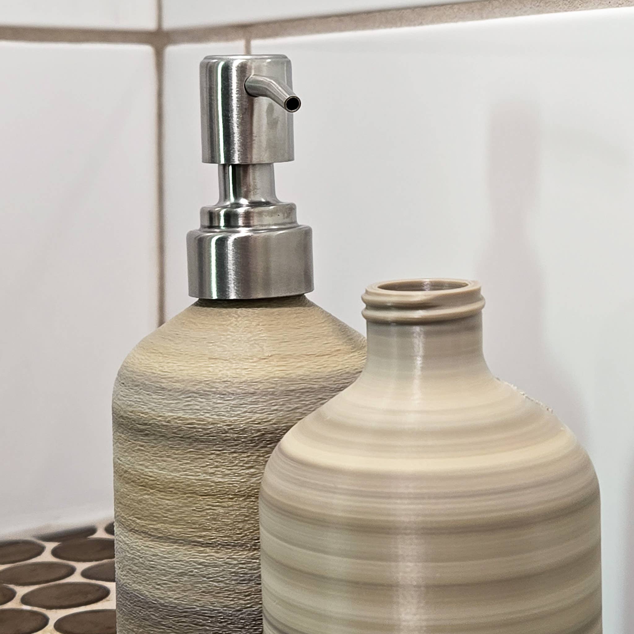 The Rogerie - Wholesale Bathroom Accessory Set - Bottles - 250mL4