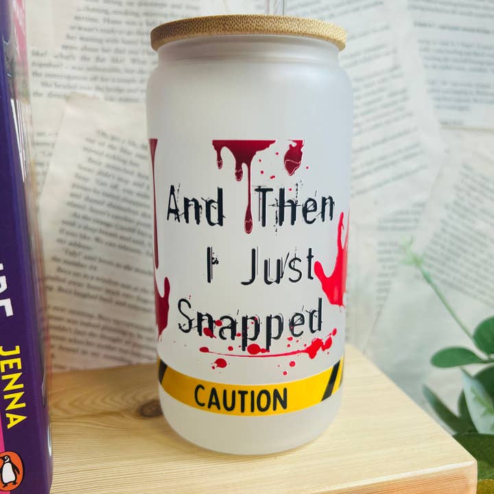 TheBookShack – wholesale Drinking glass/cup – Frosted bookish thriller glass cup with straw2