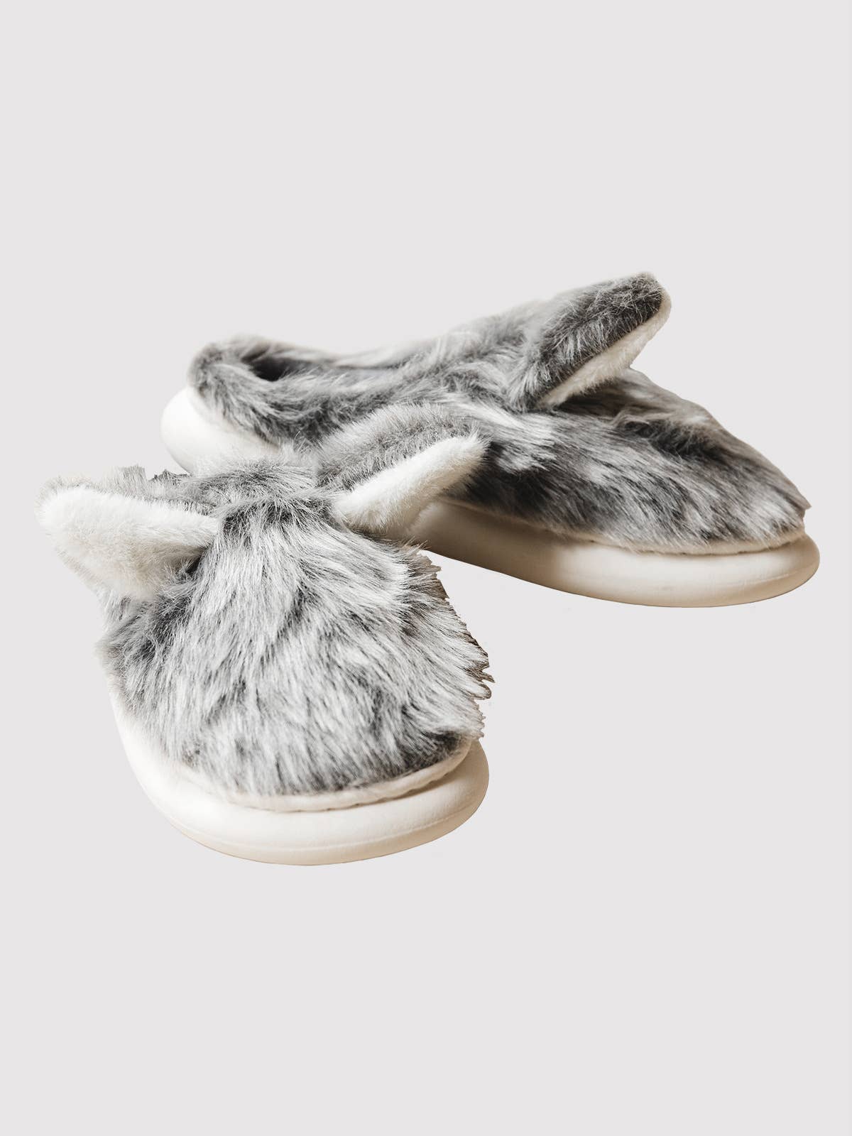 MILLIE + MOOSE - Wholesale Slippers - Women's - Wolf Slippers - MMAS810