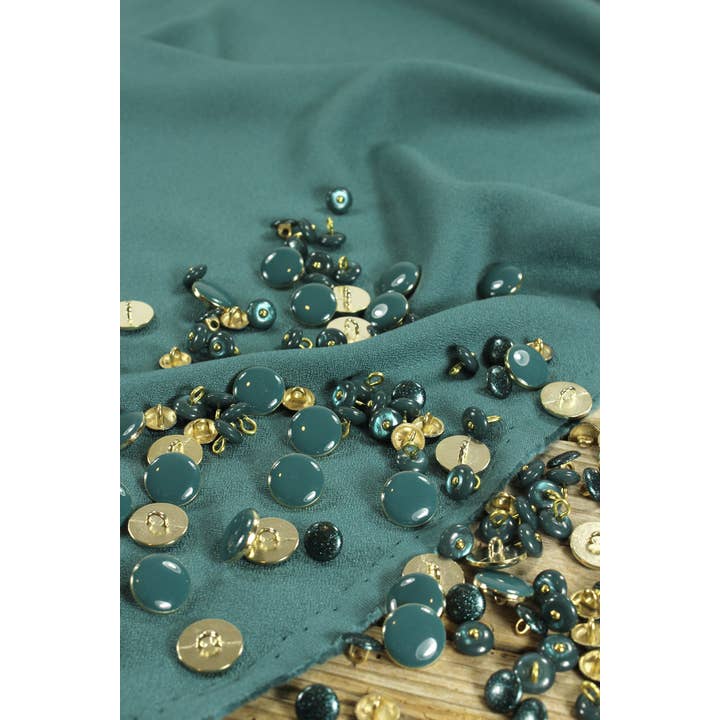 Eglantine et Zoé – Großhandel Stoff – Grüner Eukalyptus Viskose-Crêpe Stoff10