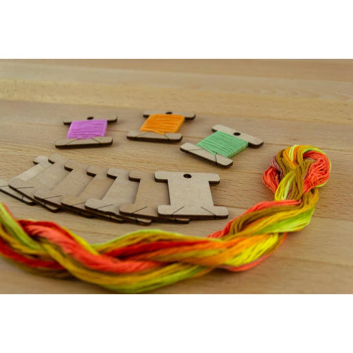 Embroidery craft - Wholesale Craft supplies - Wooden thread bobbins embroidery floss organizers BB-0013