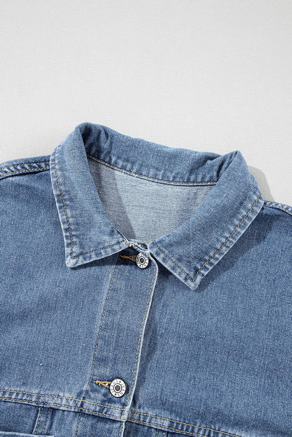 66DISCO - Wholesale Denim Jacket - Women's - Stripe Washed Oversize Pocketed Denim Jacket (S-XL)23