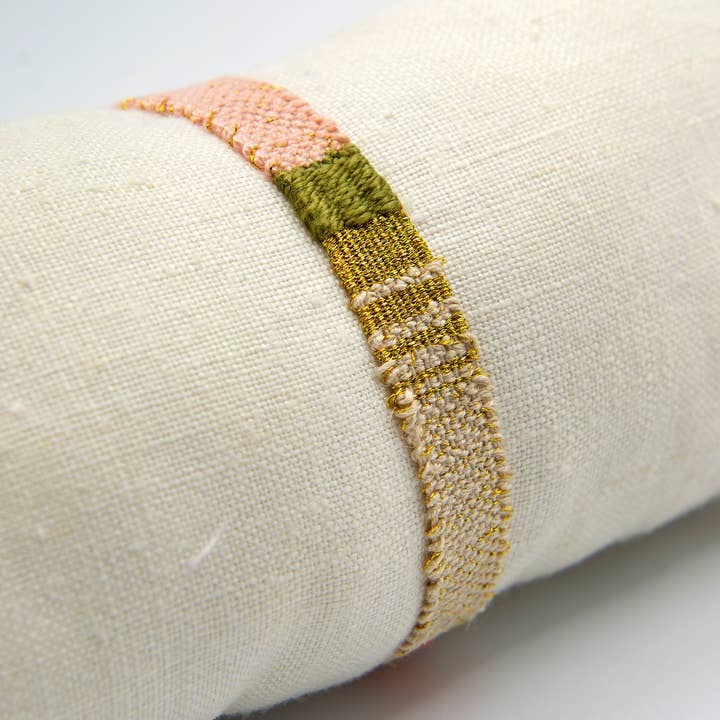 Formentera #139 armband - säsonglöst, handgjort unikt textil-smycke för wholesale av MURAVITO