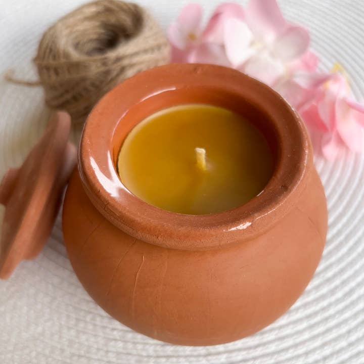 Beelight Candles - Wholesale Jar/filled candle - Beeswax candle in Terracotta pot with lid - Clay Pot Beeswax0