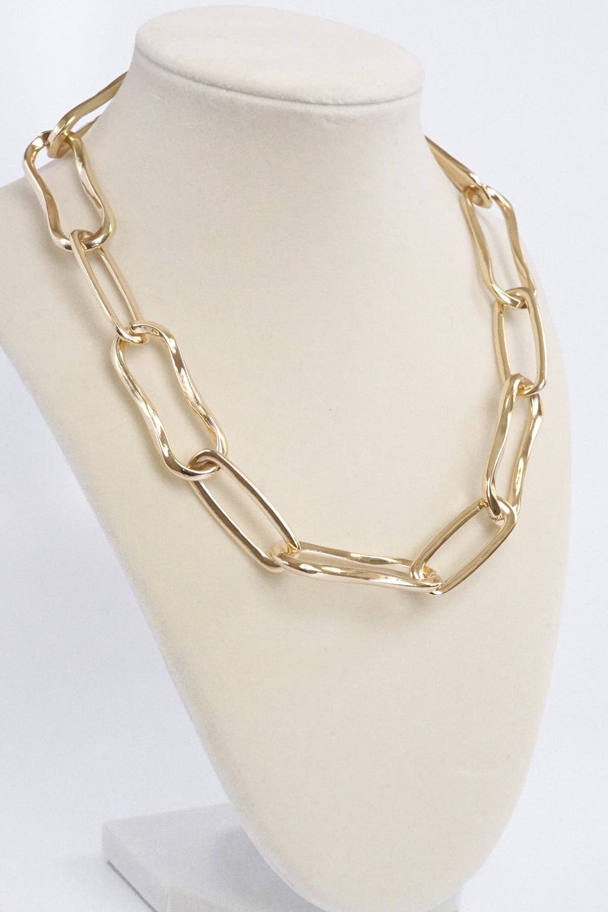 PennyLine inc - Wholesale Link & Chain Necklace - Chunky Chain Necklace Big Long Golden Links1