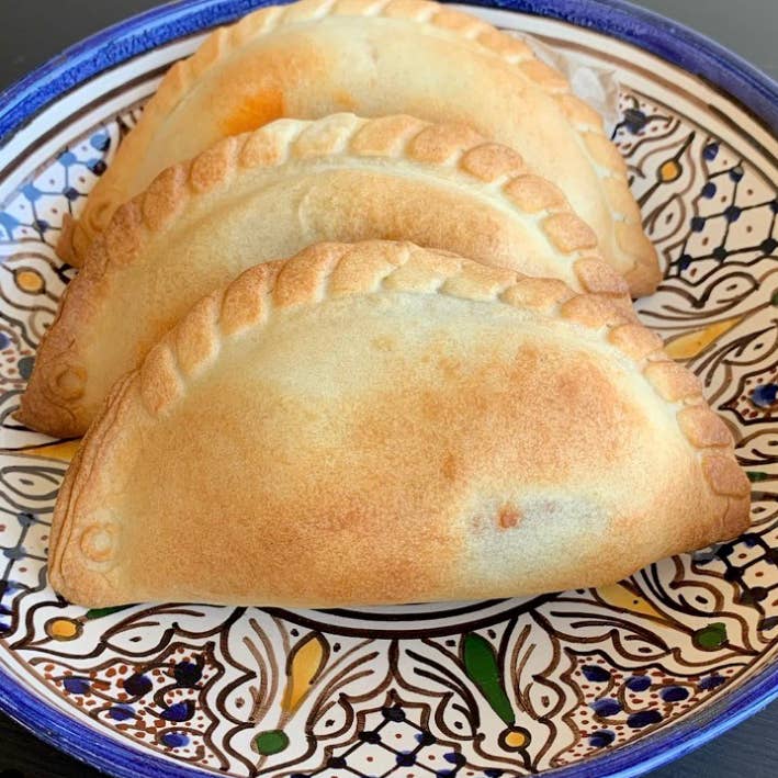 Jessy's Pastries - Wholesale Cookie - Queso & Sweet Plantains Empanadas - 6 Ct Pkge Retail Ready2
