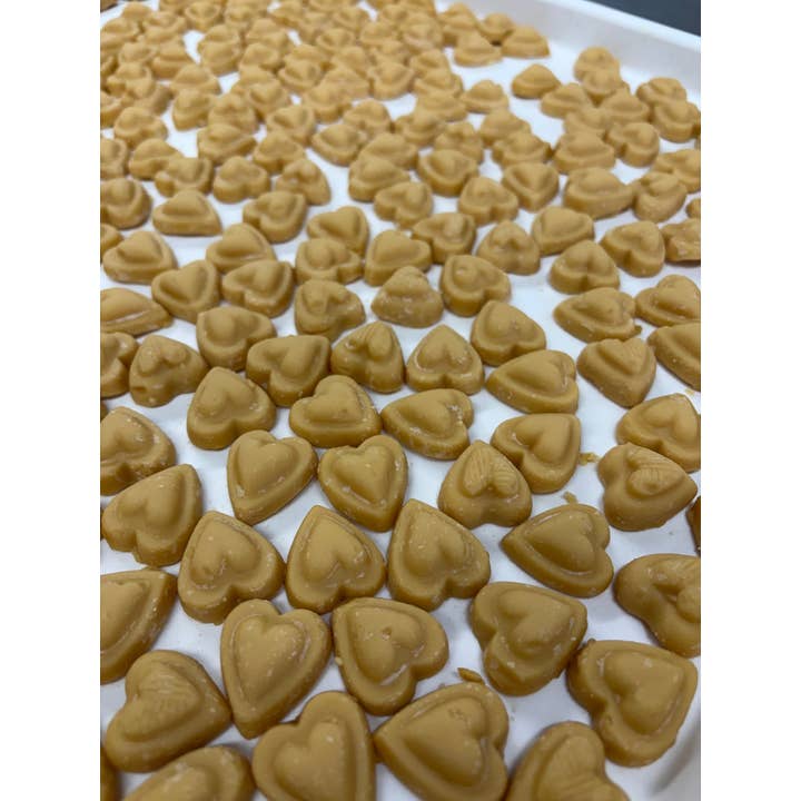 Maple City Candy - Wholesale Hard Candy - Pure Vermont Maple Candy- Hearts Gift Box- 14 Piece2