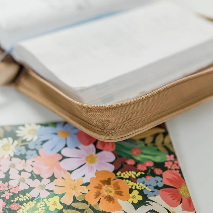 Ever, AJ - Wholesale Bible Cover - Bible Cover, Vegan Leather Bible Case, Trio Floral12