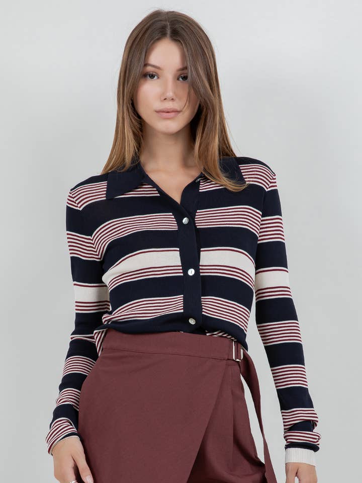 CARDIGAN LEGGERO A RIGHE IN MAGLIA - BLU MARINO per la vendita all'ingrosso da parte di Whiteroom+Cactus