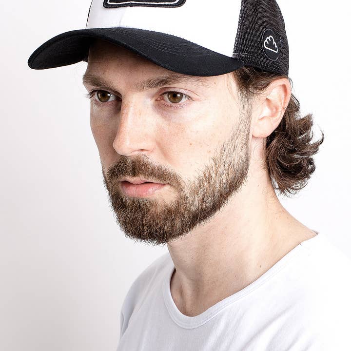 Blackskies - Wholesale Trucker Hat - Unisex - Racing Baseball Cap White-Black2