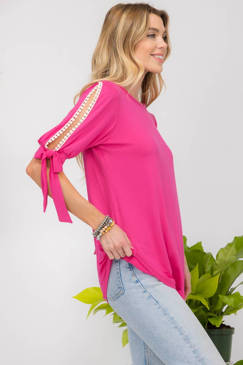 Celeste Clothing - Vendita all'ingrosso Camicetta - Donna - TOP CON MANICHE SPACCATE E DETTAGLIO A FIOCCO - CT4378514