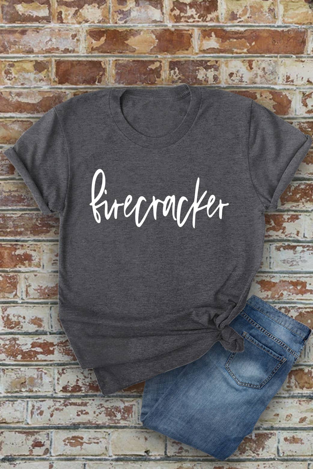 Top Avenue – T-shirt estampada - Mulher por atacado – Firecracker, 4 de Julho, PLUS T-Shirt Unissex Gola Redonda4