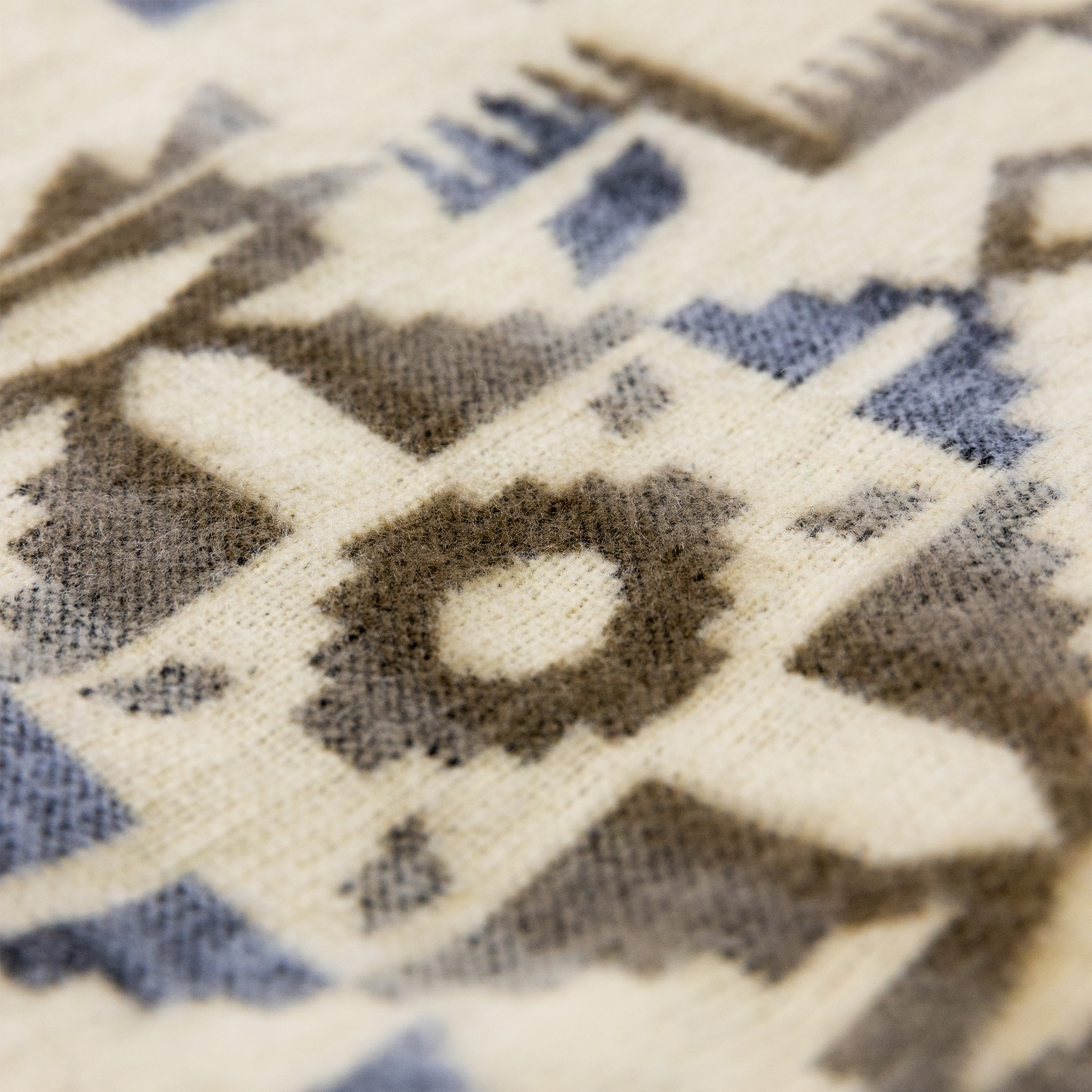 Ecuadane - Wholesale Throw Blanket - Aztec Throw Blanket, Southwestern Reversible Style Blanket5